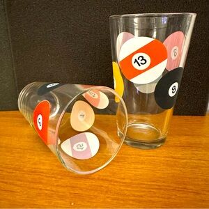 EUC - Set of 2 - 14oz “pint” glasses - Vibrant Billiard Ball motif